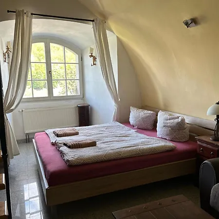 Rezidence Napoleon * 洛克特